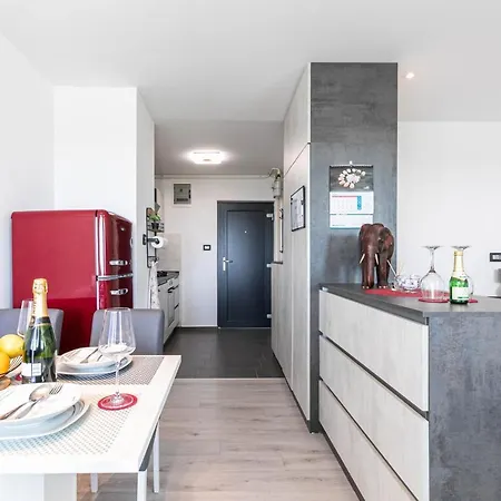 Minka Apartment